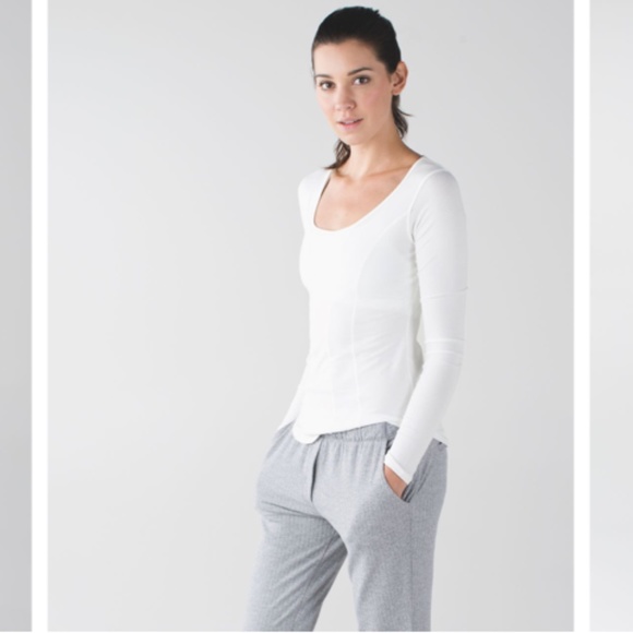 Lululemon | Between the lines LS